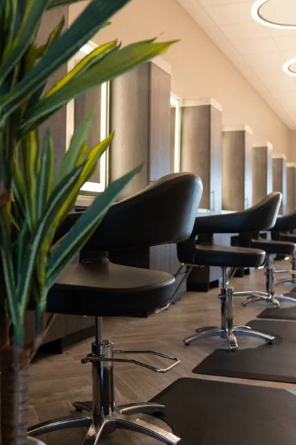 Kenneth's Powell hair salon